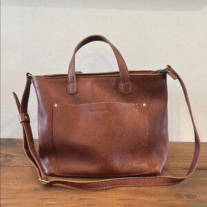 Portland Leather Medium Crossbody Tote with Zipper Nutmeg